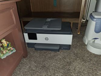 HP OfficeJet 8022e Printer  & ink cartridges