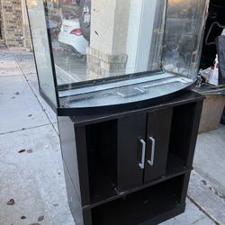 Curved Glass Aquarium w/ Stand – 36–46 Gallon (Great Condition)
