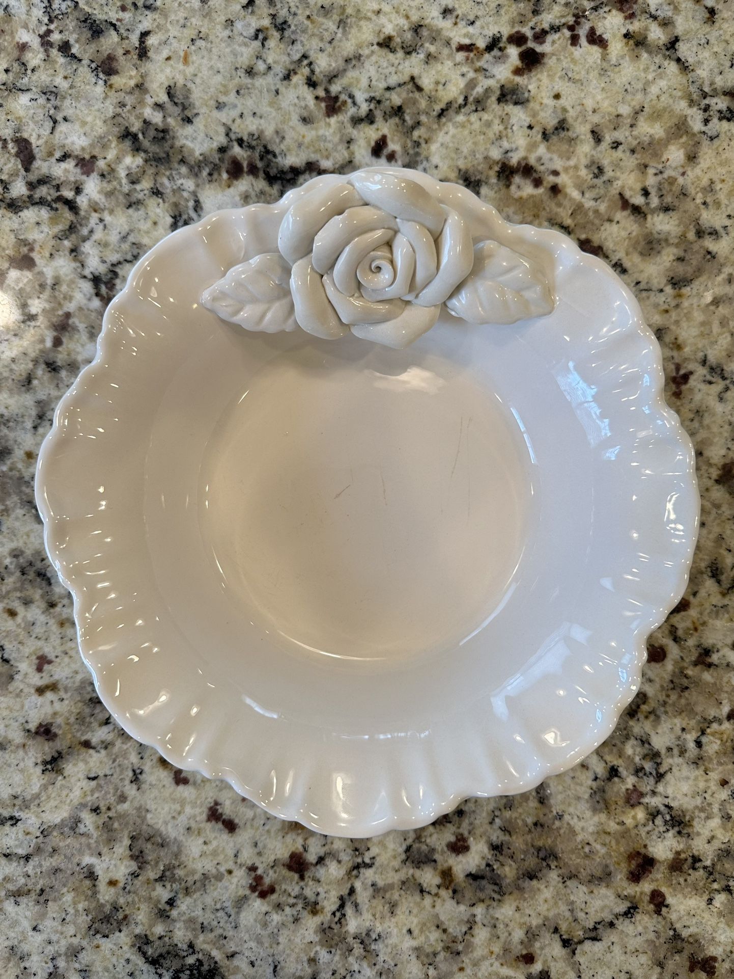 Rare! Vintage World Bazaars Inc., Ivory Colored, Luxury Porcelain Ceramic, Rose Decorative, Scalloped Serving Bowl