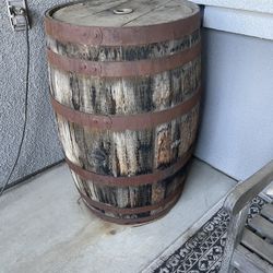 4 Wine Barrels 