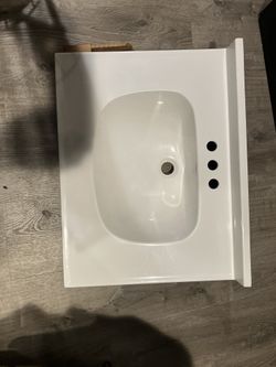 Brand new vanity in the box never assembled