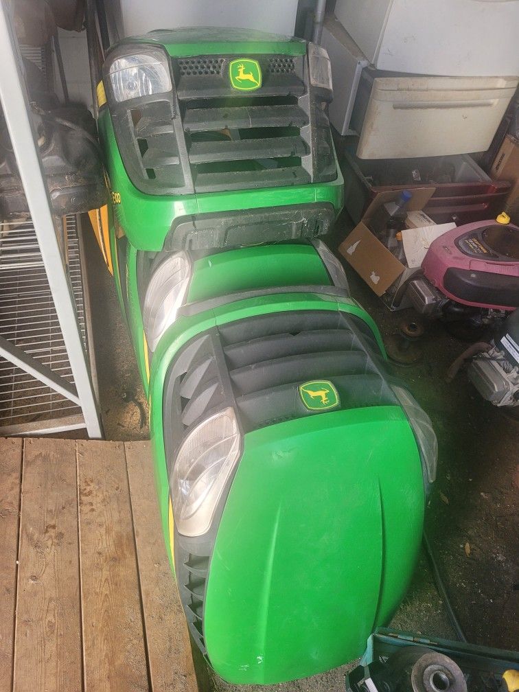 ((READ AD))(($100 EACH))((HOOD D--SERIES or E--SERIES Johndeere)) Riding Mower