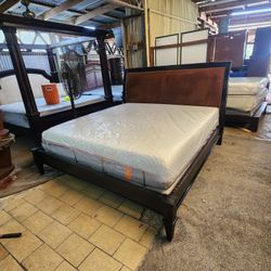 Cama King Con Colchones 