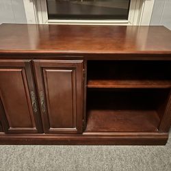 CONSOLE FOR TV GREAT PIECE OF FURNITURE FOR $100