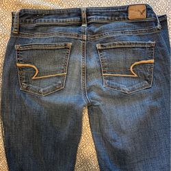 American Eagle Jeans. Free Hoodie Or Belt With This Purchase!