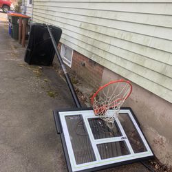 Basketball Hoop $80