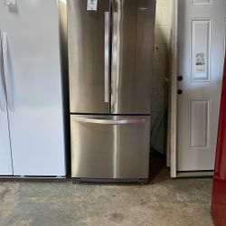 Excellent Condition Whirlpool Stainless Steel Refrigerator 