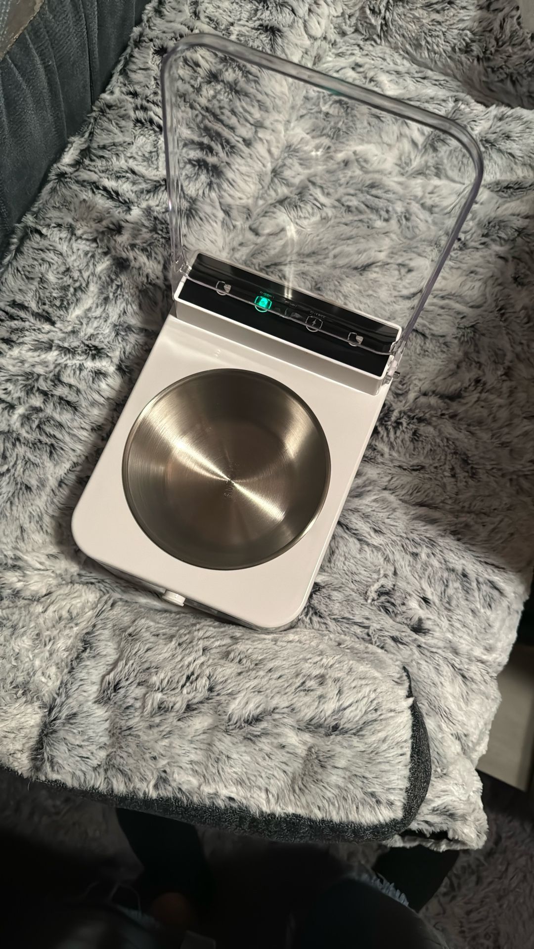 Dust Proof Automatic Cat Feeder