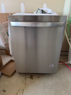Whirlpool stove, microwave and dishwasher