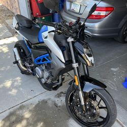 2023 Cf moto 300nk