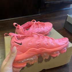 Bubblegum Pink Vapormax 