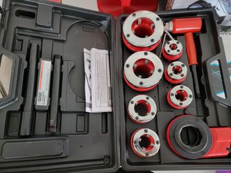 10 pc Ratcheting Pipe Threader Set