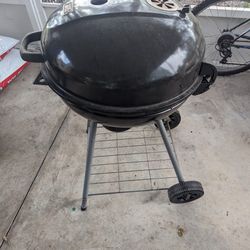 18 Charcoal Barbecue 