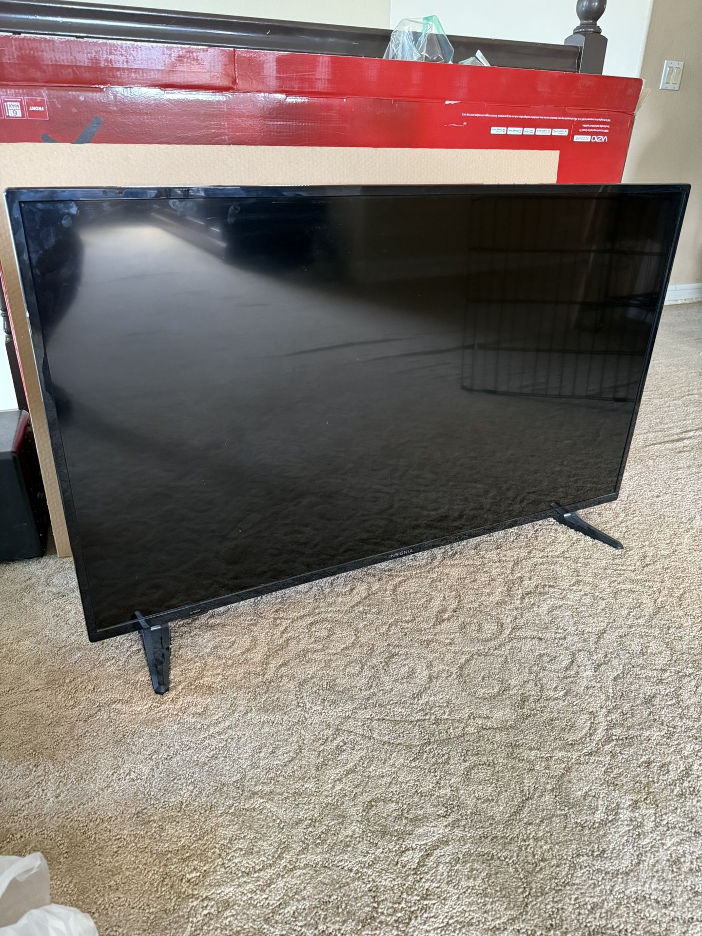 Insignia 50” Smart TV 4K HD