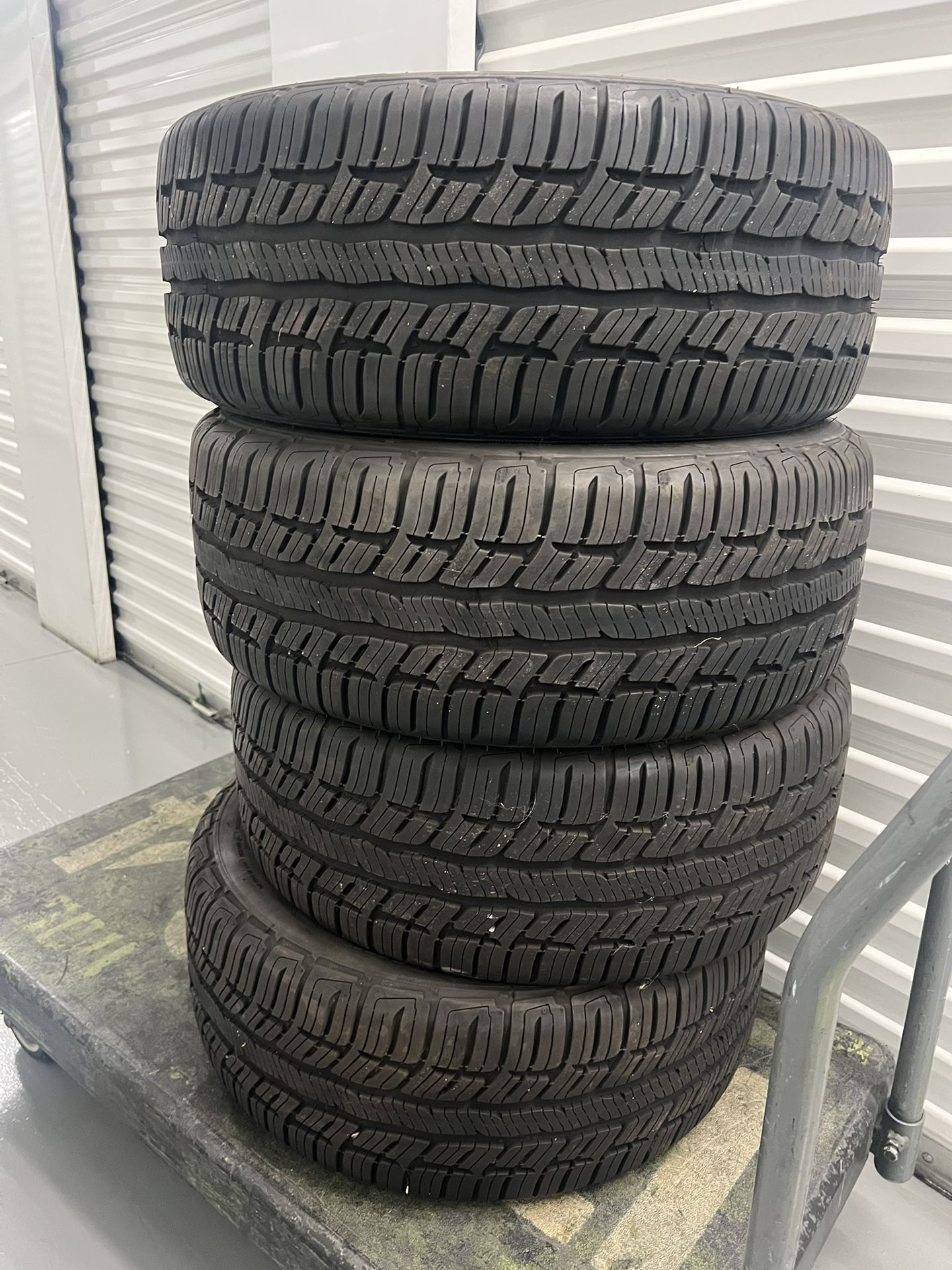 BFGoodrich 235 / 55 R17 Advantage TA Sport
