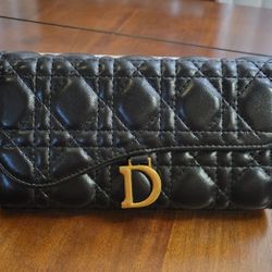 Long Wallet