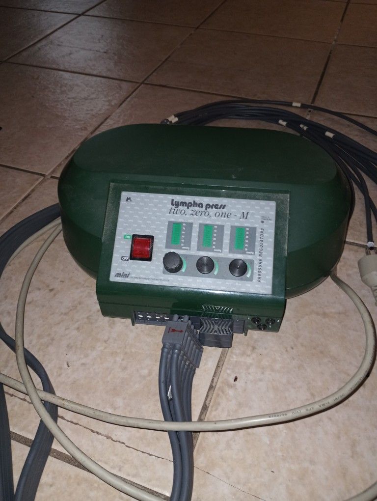 Lymphedema Leg Pump With Sleeve.