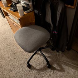 Very Comfortable Desk Chair 