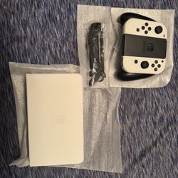 Nintendo Switch Dock And Joy Con