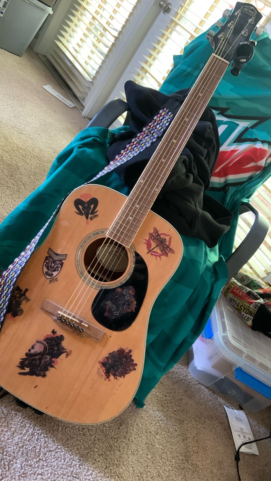 Laurel Canyon Guitar