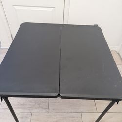 Folding Table – Good Condition