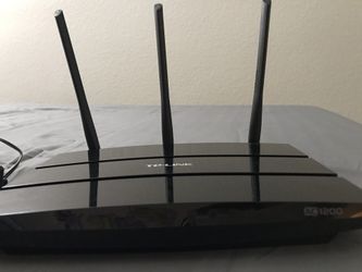TP Link Wifi router dual band model AC1200