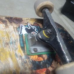 Complete Skateboard Good Condition Good Price Size 8" (I Can Deliver)