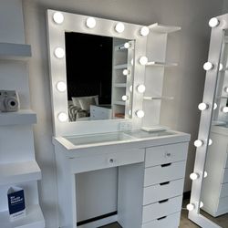 Vanity Room - Vanity LED Mirror & Table With Shelf