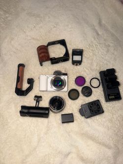 Sony Alpha Zv e10 Mirrorless Camera Bundle with Accessories