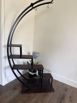 Plant stand