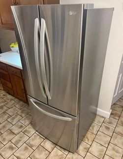 LG Fridge, French doors, freezer drawer