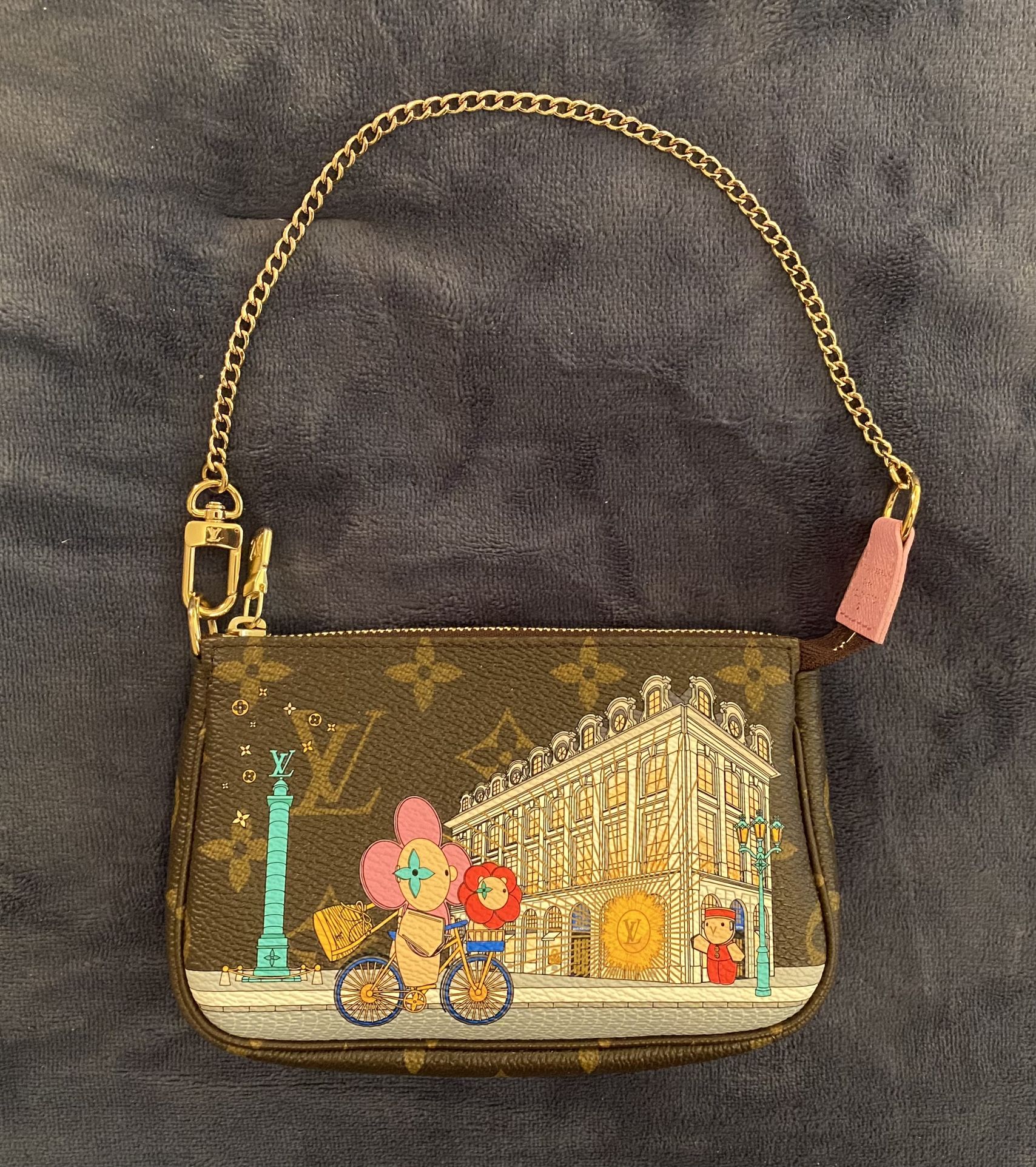 Louis Vuitton Christmas animation 2022 Mini Pochette Vivienne In