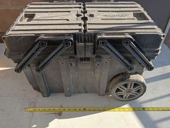 Husky 25 in. Cantilever Rolling Tool Box