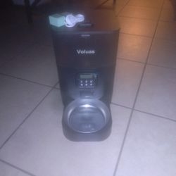 Pet Dry Food Dispenser 