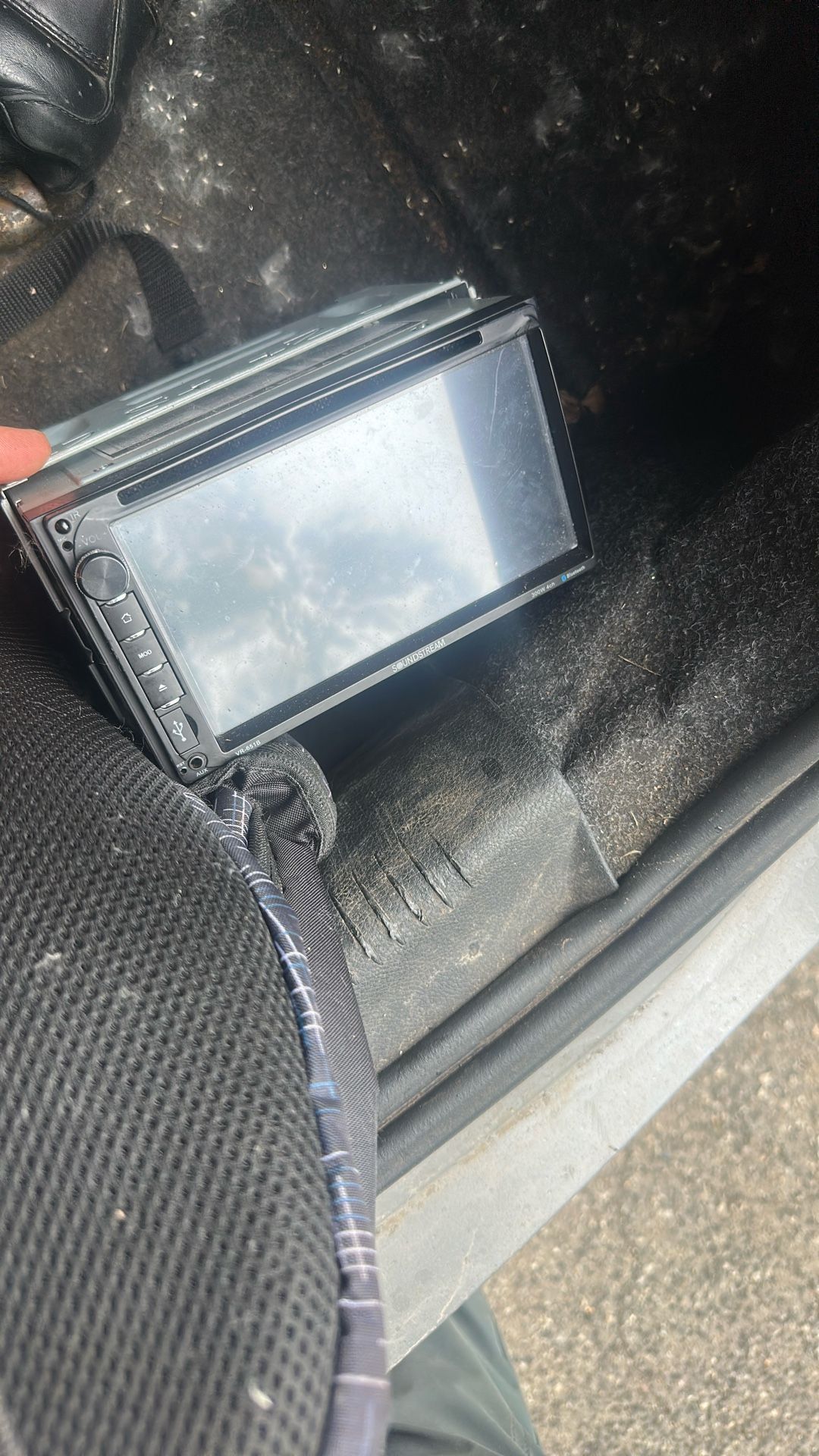Car Radio Sound
