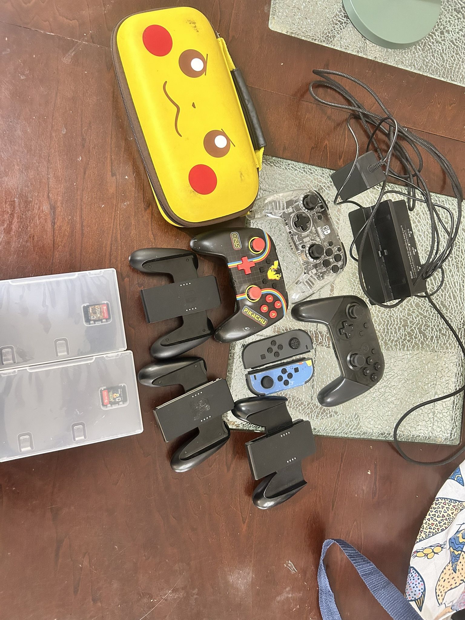 Nintendo switch oled + accessories