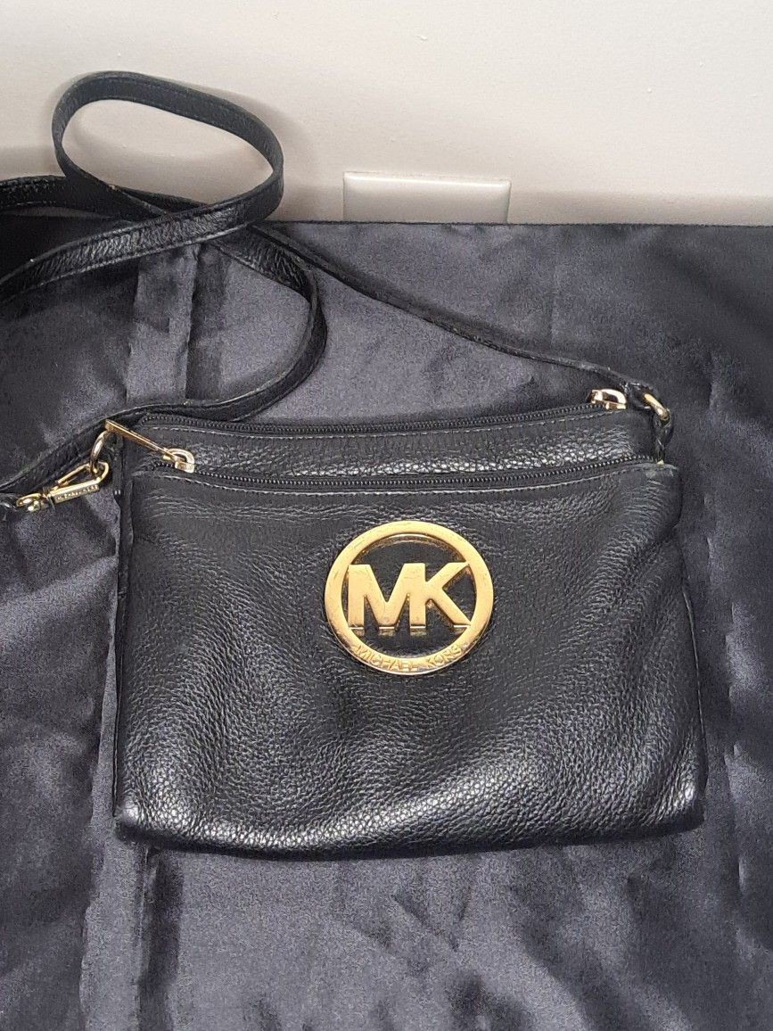 Vintage Michael Kors Black Leather Gold Hardware Cross Body Bag