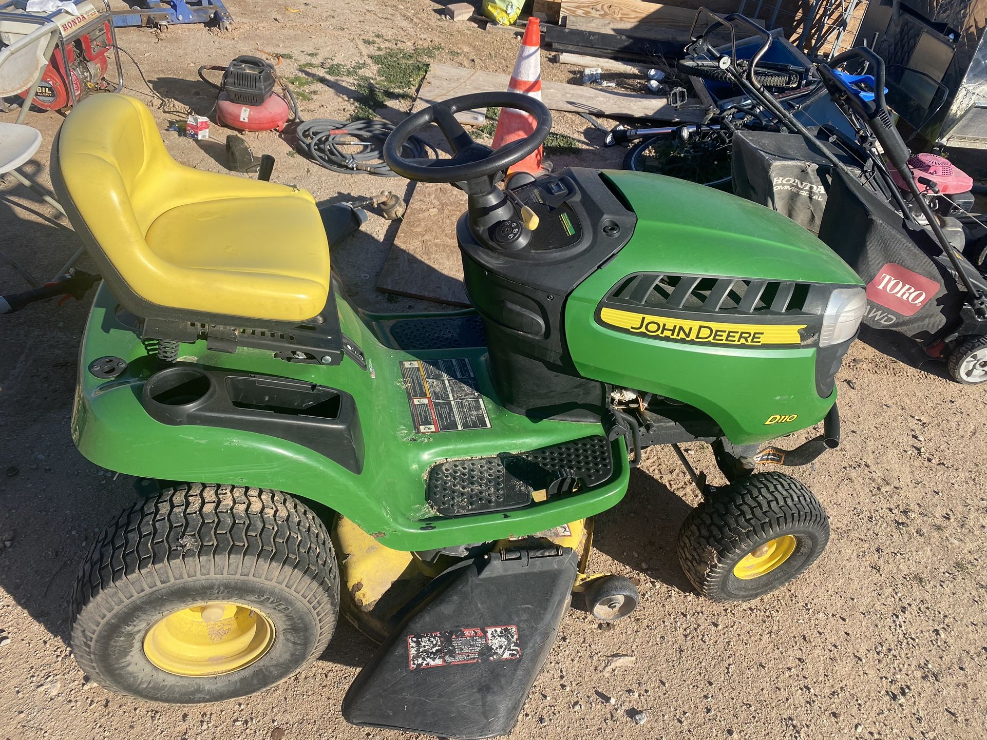 John Deer Riding Lawnmower