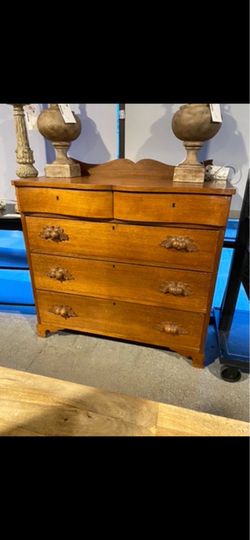 Wood Dresser