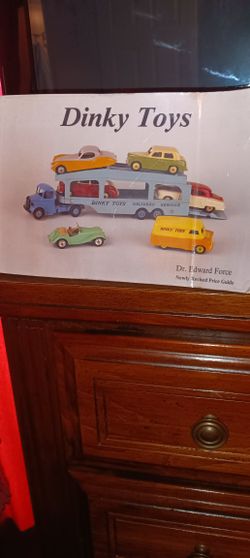 Book Dinky Toy