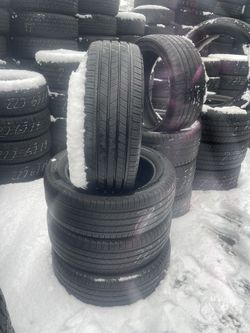 235/55/19 Michelin 235/55R19 set of matching used tires in great condition 300$ for 4 tires plus tax.  Mount available but not included. City tires  1