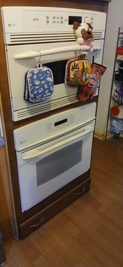 Oven and microwave
