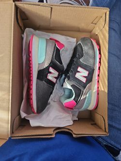 New Balance size 6