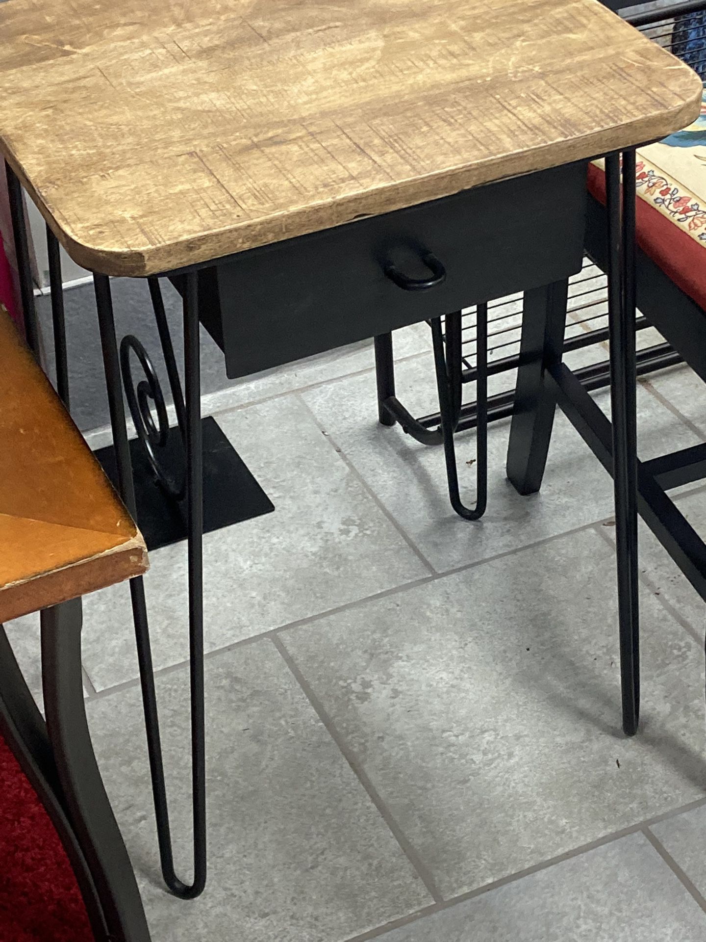 Small Tables & Stands - Location In Description 