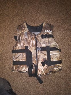 Kids cabelas camp life jacket