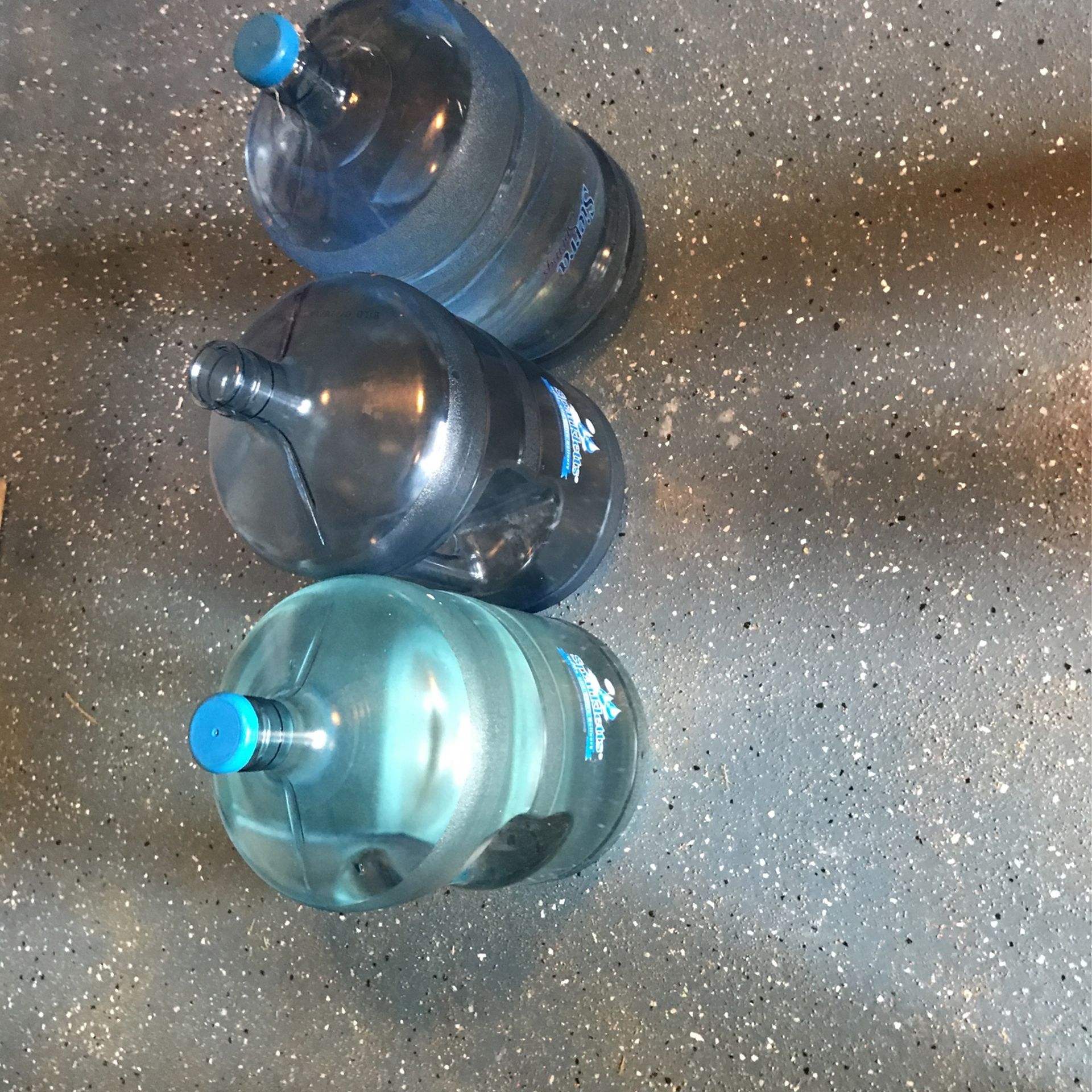 5 gallon water bottles set of three