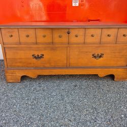 Beautiful Lane Chest