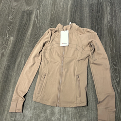 Women’s Lululemon define jacket size 6
