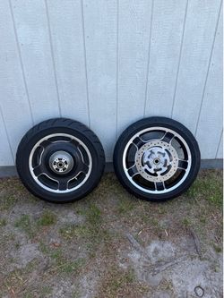 2011 Road glide factory rims