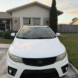 2013 KIA Forte Koup 